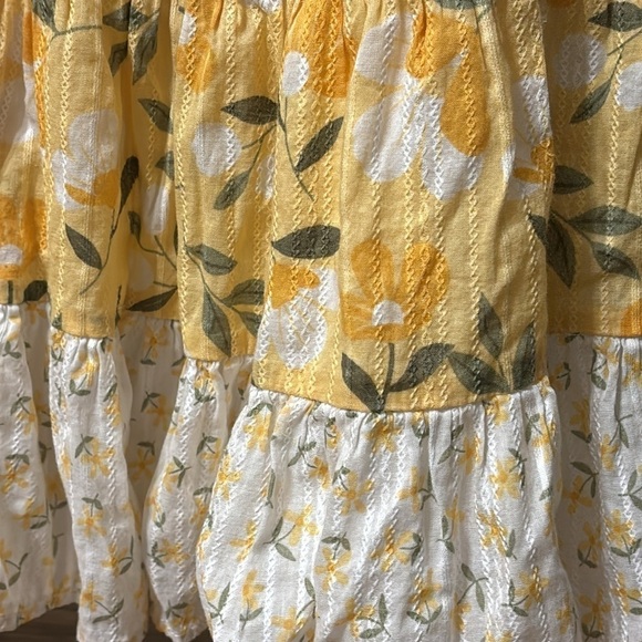 EUC CATHERINE MALANDRINO 4T YELLOW WHITE FLORAL TIERED RUFFLE SUNDRESS - Picture 3 of 12